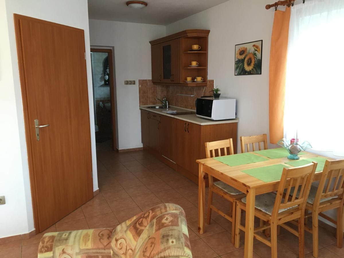 Central Apartments Zalakaros Zewnętrze zdjęcie