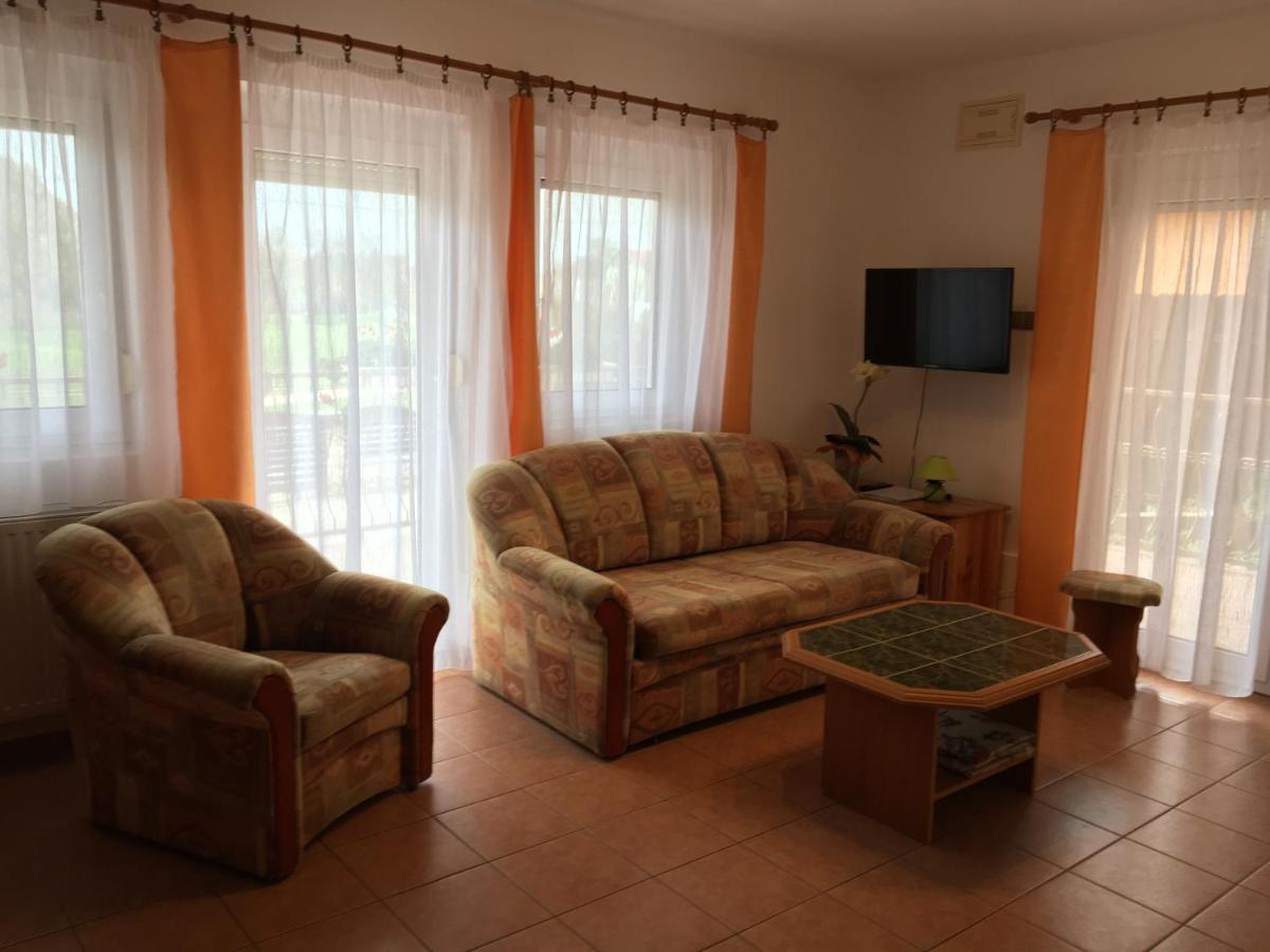 Central Apartments Zalakaros Zewnętrze zdjęcie